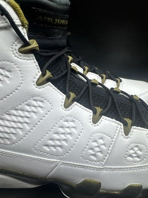 Size 13 - Air Jordan 9 Retro Statue