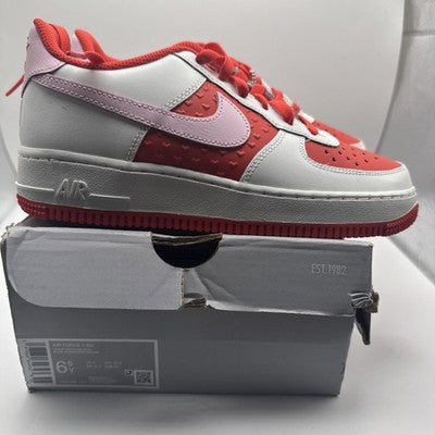 Air Force 1 Valentines 2025 Ladies Size 8 Brand New !