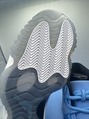 Size 10.5 - Air Jordan 11 Retro Pantone