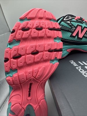 Size 8.5-New Balance 740v2 Cyber Jade