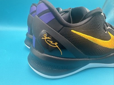KOBE BRYANT VIII PROTRO Lakers Home Size 7 Brand New !