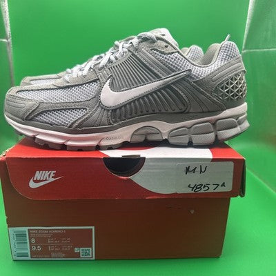 Men's Nike Zoom Vomero 5 Dark Stucco/Phantom Size 8 Brand New !
