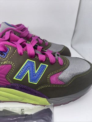 Size 10 - New Balance Stray Rats x 580 Tribute to 2007 - Dark Moss