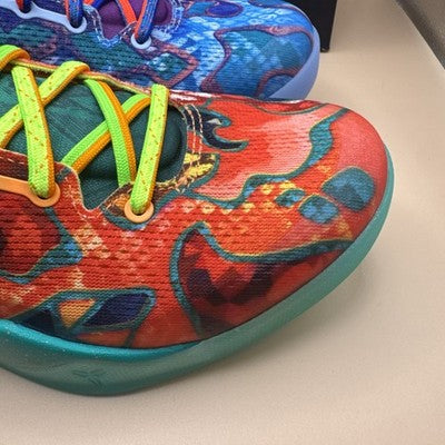 Kobe VIii “ What The “ Brand New Mens Size 9.5