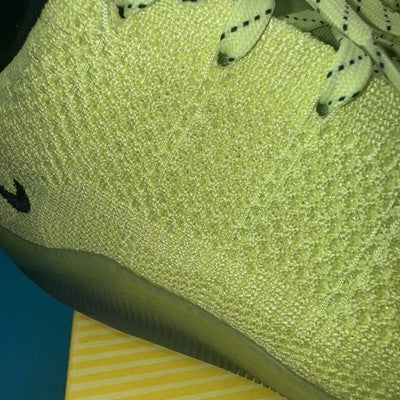 Size 10.5 - Nike Kobe 11 Elite 4KB Low Ghost of Christmas Past