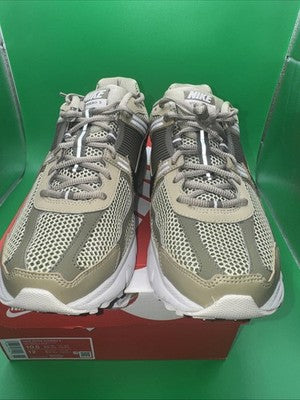 Size 10 - Nike Air Zoom Vomero 5 Neutral Olive