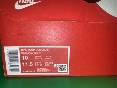 Size 10- Nike Air Zoom Vomero 5 USA