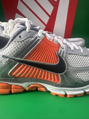 Nike Air Zoom Vomero 5 Mens Size 9.5 Platinum Tint Safety Orange Brand New!