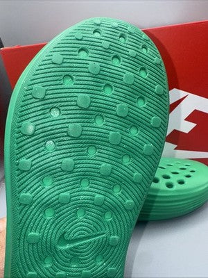 Size 11-Nike ReactX Rejuven8 Stadium Green Brand New !