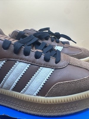 Adidas  Samba XLG Brand New Mens Size 9.5 Brand New ! Great Fall Color !!!!
