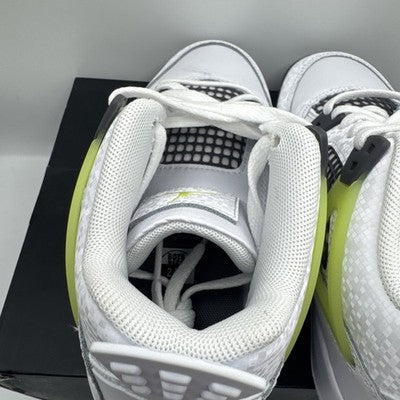 Air Jordan 4 Grade School “ Light Lemmon Twist” Women’s Size 2 Brand New!
