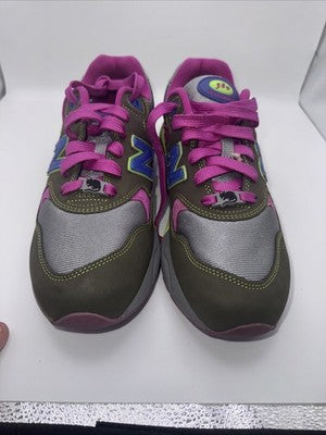 Size 10 - New Balance Stray Rats x 580 Tribute to 2007 - Dark Moss