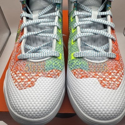 KOBE IX ELITE_WHITE/CHLORINE BLUE-BLACK SIZE 7 Women’s Size 8.5