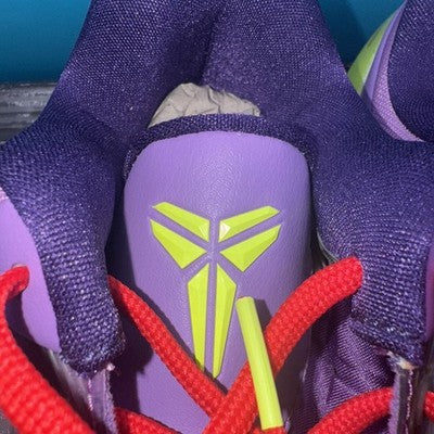 Size 11.5 - Nike Zoom Kobe 7 Supreme Christmas