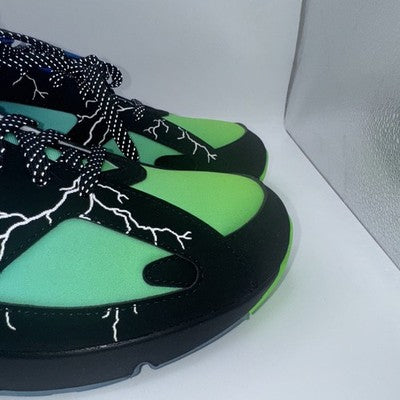Size 13 - Nike Air Max 180 Doernbecher 2025
