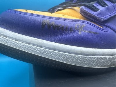 Magic Johnson Signed Left Nike Air Jordan 1 2022 Lakers Shoe Authenticated !!