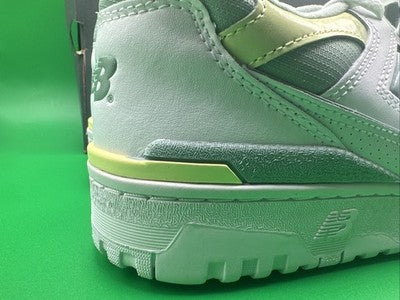 Women’s Size 8.5 - New Balance 550 Salt Marsh Limelight/white Brand New !