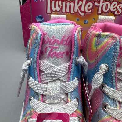 Twinkle Toes by Sketchers Toddler Size 6 Brand New ! Lights Up When You Walk !!!