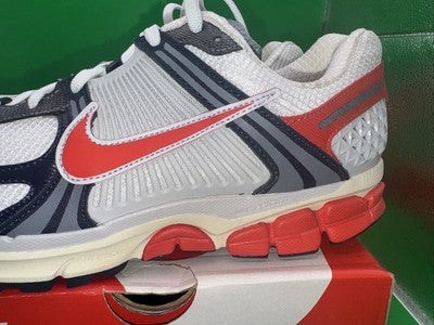 Size 10.5-Nike Air Zoom Vomero 5 USA