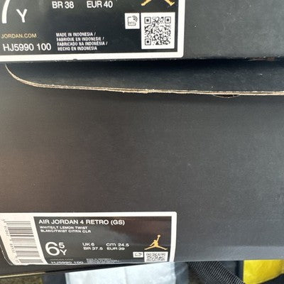Air Jordan 4 Grade School “ Light Lemmon Twist” Women’s Size 8 Brand New!
