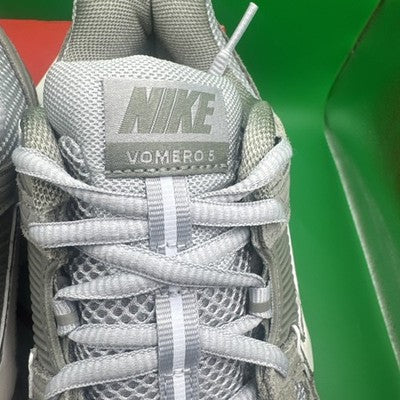 Men's Nike Zoom Vomero 5 Dark Stucco/Phantom Size 8 Brand New !