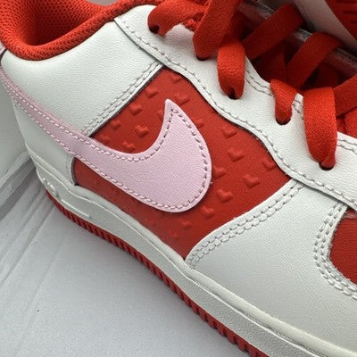 Air Force 1 Valentines 2025 Ladies Size 8 Brand New !