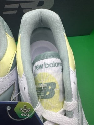 Women’s Size 8.5 - New Balance 550 Salt Marsh Limelight/white Brand New !