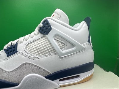 Size 7.5-Nike SB x Air Jordan 4 Retro SP Navy