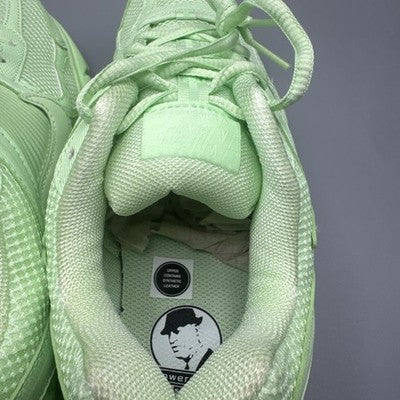 Men’s Size 10-Nike Air Zoom Vomero 5 Vapor Green