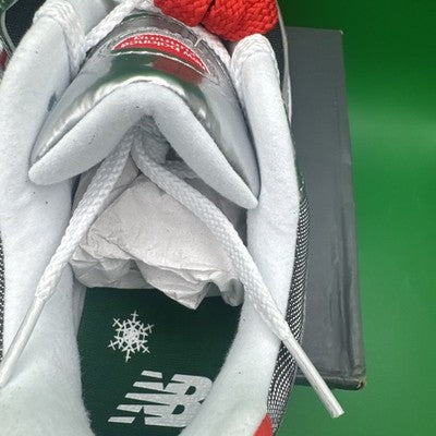 NEW BALANCE 2002R “ TINSEL” Men’s Size 10.5 Brand New Great Christmas Shoe!!