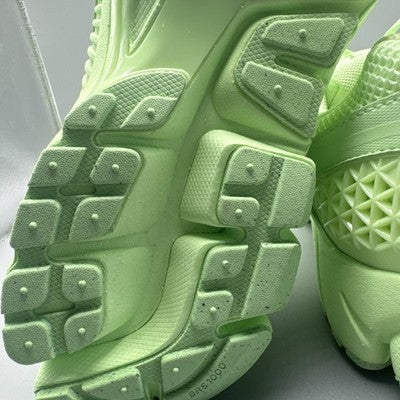 Men’s Size 10-Nike Air Zoom Vomero 5 Vapor Green