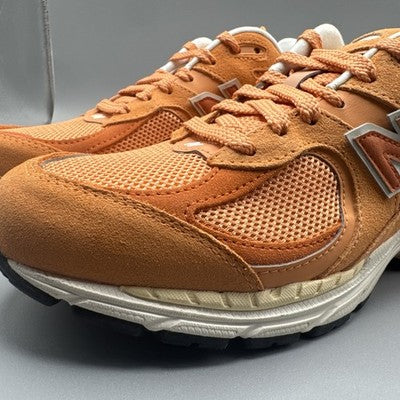 Size 10-New Balance 2002R Copper Infield Clay
