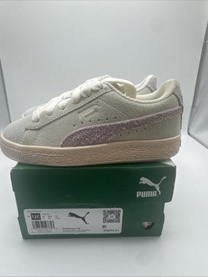 PUMA EASTER SUEDE KIDS SIZE 12 Pre School Brand New !