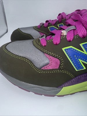 Size 10 - New Balance Stray Rats x 580 Tribute to 2007 - Dark Moss