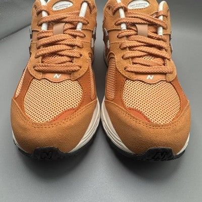 Size 10-- New Balance 2002R Copper Infield Clay
