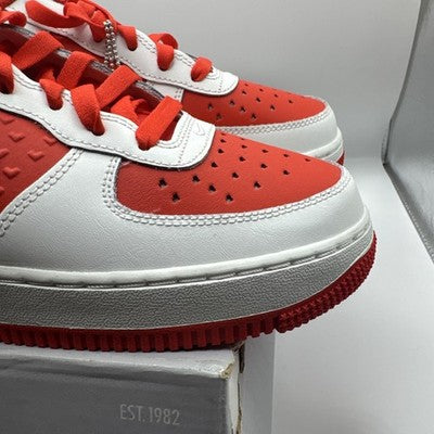 Air Force 1 Valentines 2025 Ladies Size 8 Brand New !