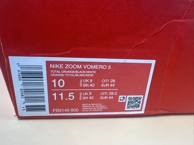 Size 10 Men’s - Nike Air Zoom Vomero 5 Total Orange Brand New !