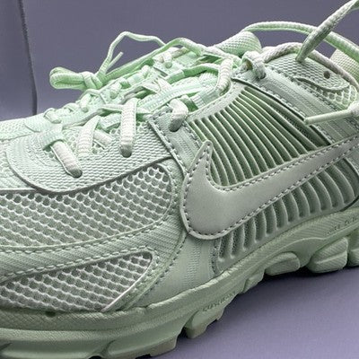 Men’s Size 13-Nike Air Zoom Vomero 5 Vapor Green