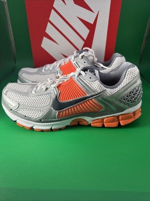 Nike Air Zoom Vomero 5 Mens Size 9.5 Platinum Tint Safety Orange Brand New!