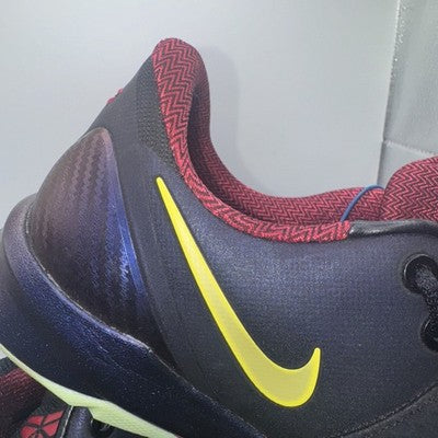 Size 11 - Nike Zoom Kobe Venomenon 4 Glow In The Dark