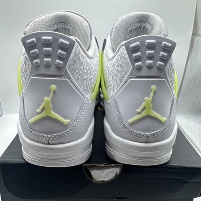 Air Jordan 4 Grade School “ Light Lemmon Twist” Women’s Size 8.5 Brand New!