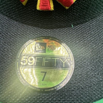 New York Yankees 59/fifty New Era Hat Size 7 BranNew ! Retails For $49.99!