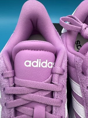 Women’s Size 9- Adidas  bold platform sneaker Brand New Retails For $110