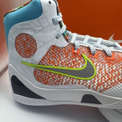 KOBE IX ELITE_WHITE/CHLORINE BLUE-BLACK SIZE 7 Women’s Size 8.5