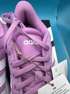 Women’s Size 6- Adidas  bold platform sneaker Brand New Retails For $110