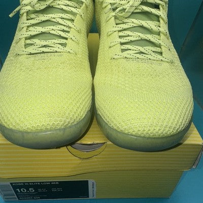 Size 10.5 - Nike Kobe 11 Elite 4KB Low Ghost of Christmas Past