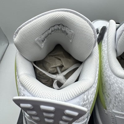 Air Jordan 4 Grade School “ Light Lemmon Twist” Women’s Size 8 Brand New!