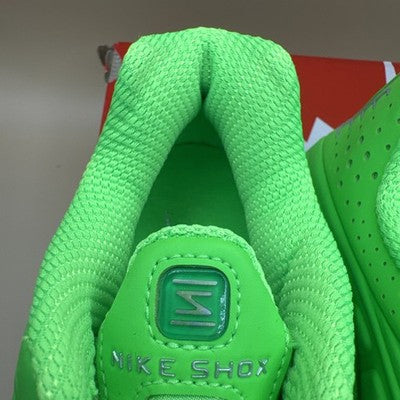 Size 7- Nike Shox R4 Green Strike W Brand New !