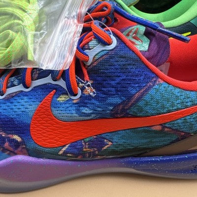 Kobe VIii “ What The “ Brand New Mens Size 9.5
