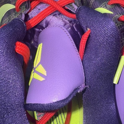 Size 11.5 - Nike Zoom Kobe 7 Supreme Christmas